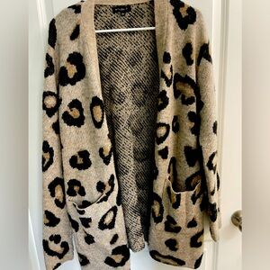 Oversized leopard cardigan size medium